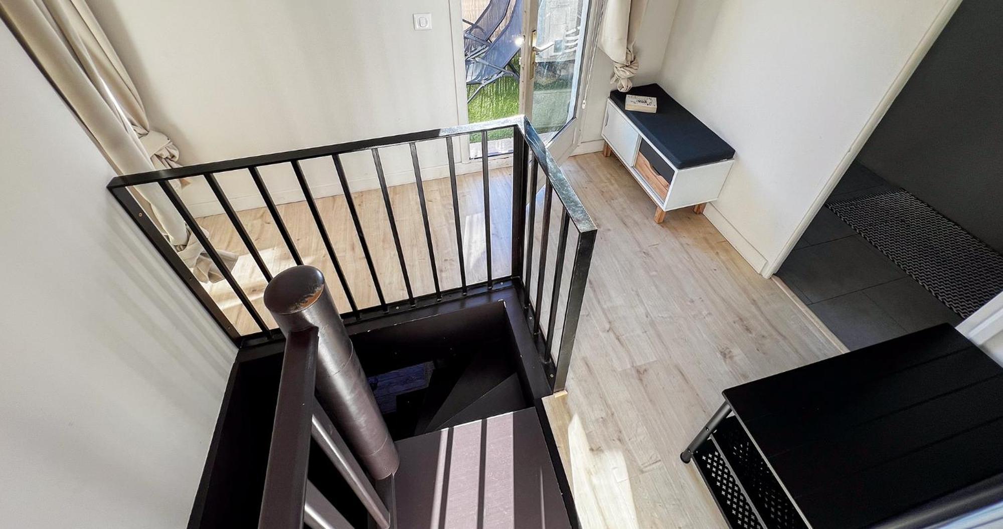 Appartamento Ac - Private Exterior - Au Pied Du Palais Des Papes! Avignone Esterno foto